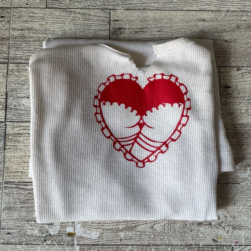 Retro, Ribbed, Racerback Heart Graphic Tank Top - Picture 11 of 13